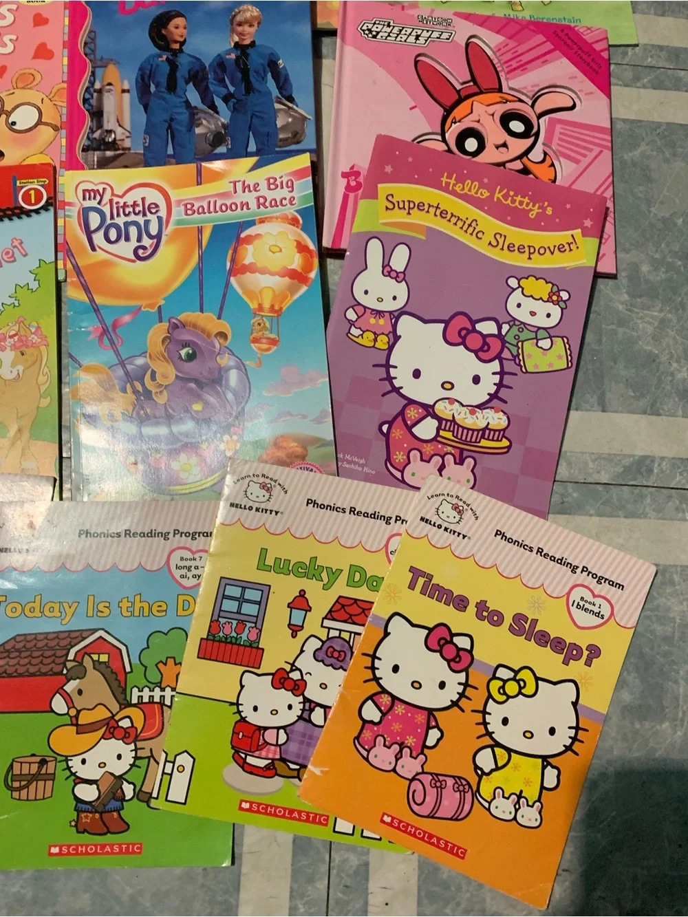 Scholastic Hello Kitty, Strawberry Shortcake, My Little Pony Lot Of 29 Books